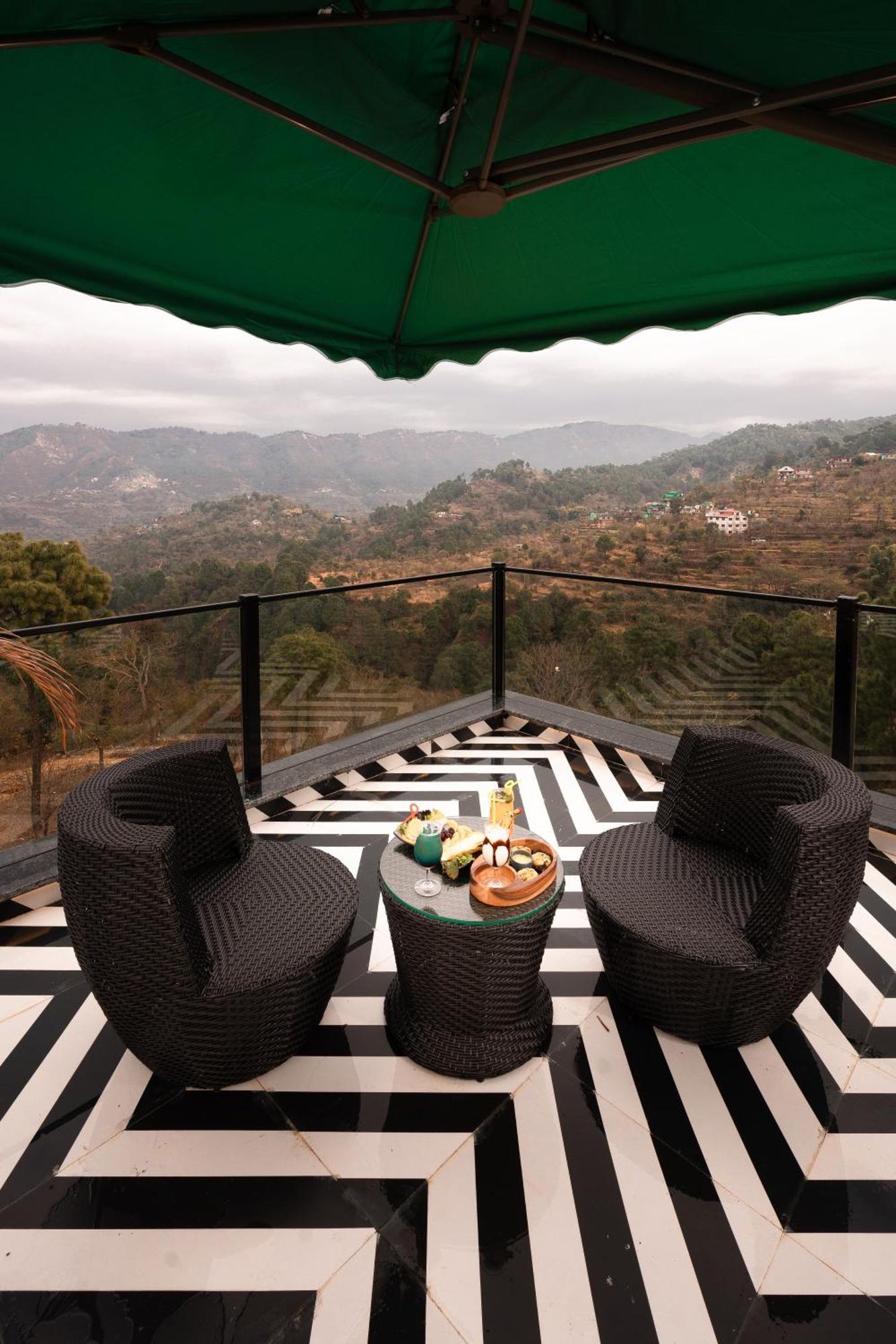 Velmore Kasauli Operated By Royal Orchid Hotel Ltd. Exterior foto